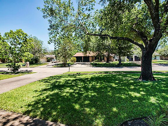 4th image of 10322 Kirkwren Dr