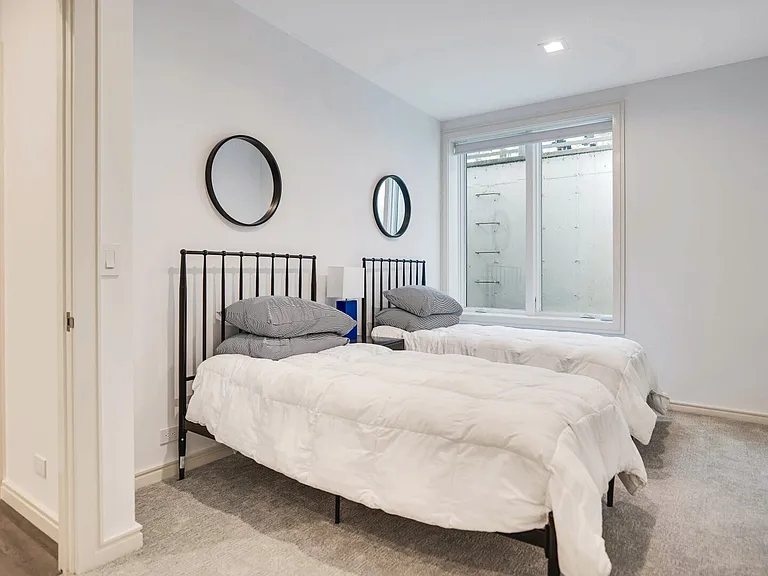 11 Walker Ave — Photo 44