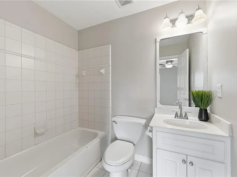 2570 Wood Creek Ct — Photo 48