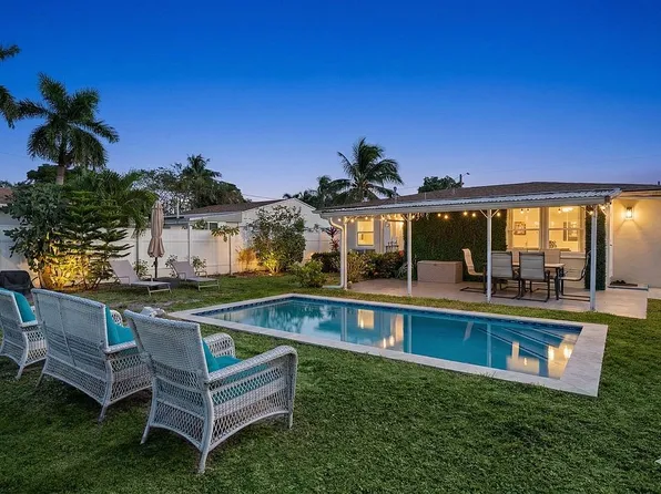 1935 Arthur St, Hollywood, FL 33020