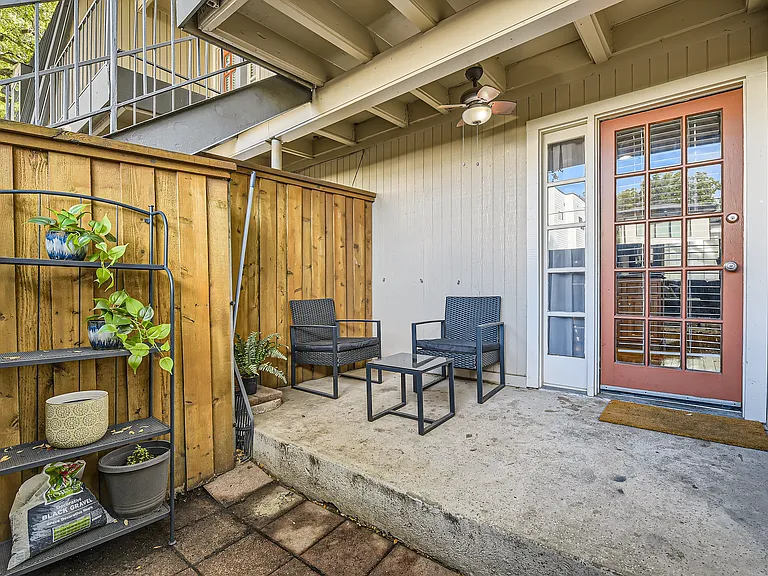 5226 Fleetwood Oaks Ave — Photo 27