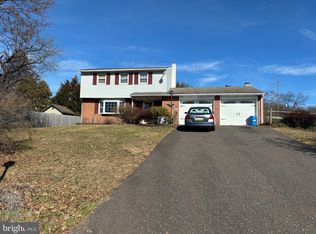 723 Wendy Dr, Pottstown, PA 19464