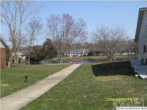 2nd image of 365A Chesterfield Ct