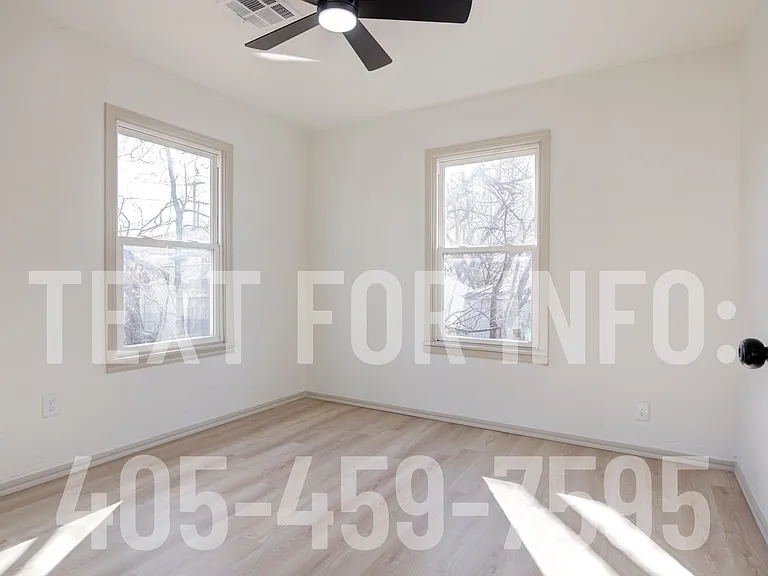 418 S Van Buren Ave — Photo 15