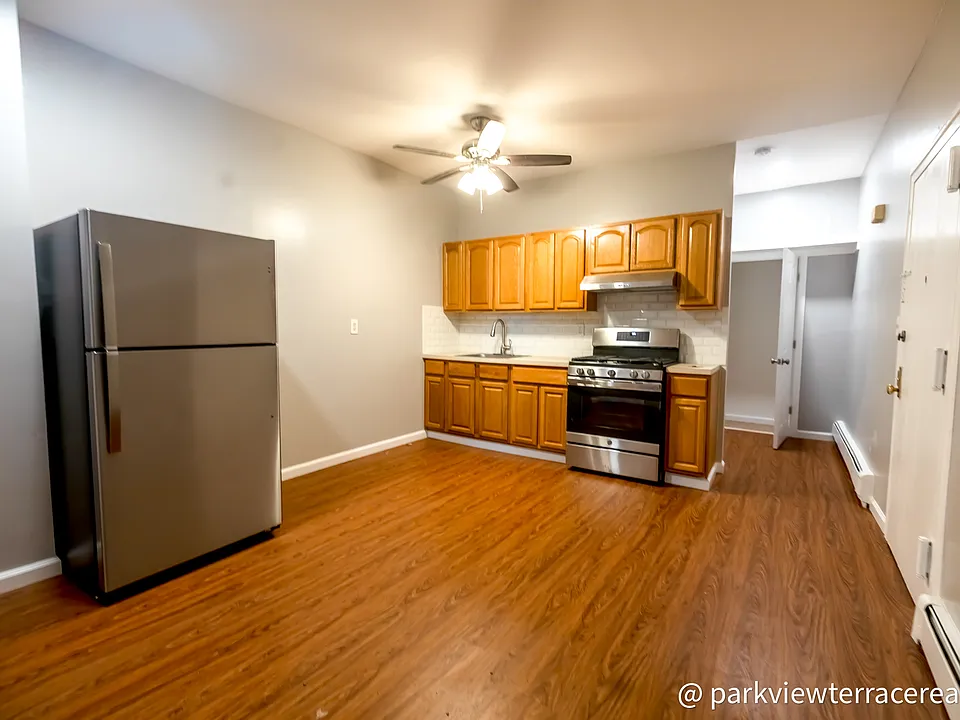 1255 Pacific St #1