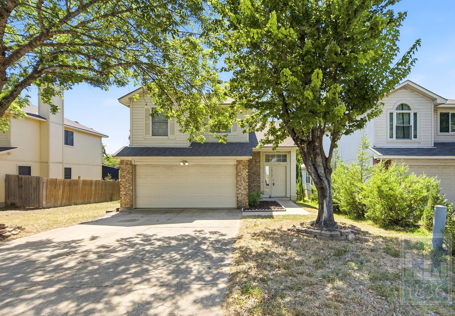 4 bed, 2.5 bath, 1684 sqft, $2,250 — Photo 3