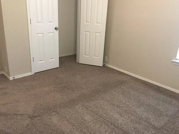 131 Julian Dr — Photo 15