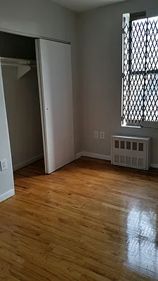 Rented by Lang Realty LLC | media 8