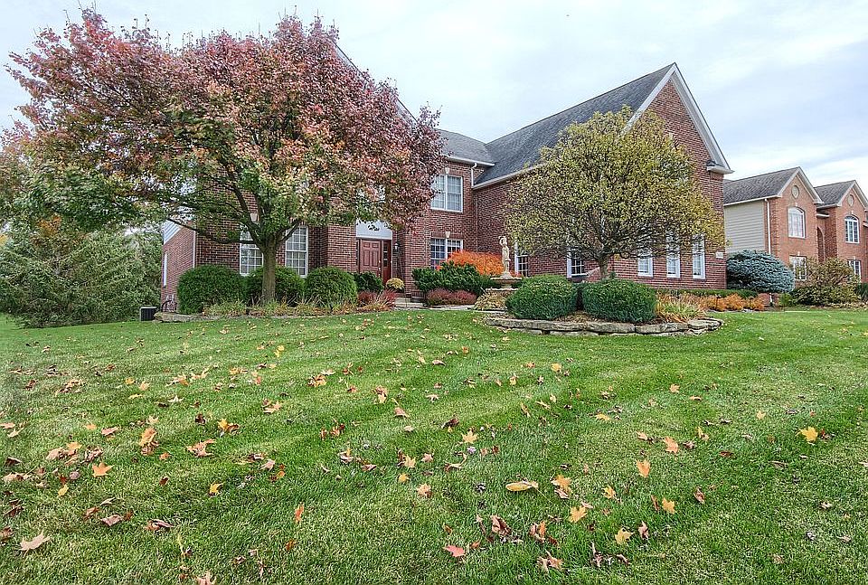2nd image of 26604 Glenwood Dr
