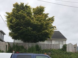 1457 6th St, Astoria, OR 97103