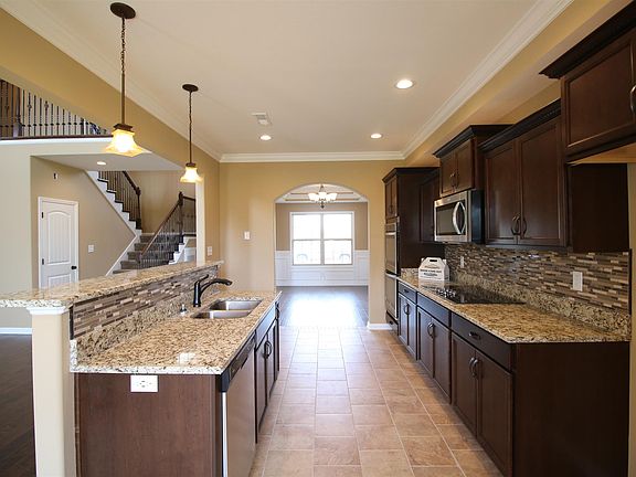 5th image of 106 Summerfield Lot 106