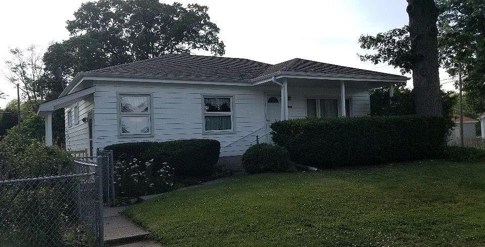 1st image of 2300 Orange St