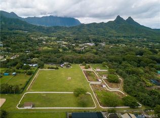 41-702 Mooiki St, Waimanalo, HI 96795