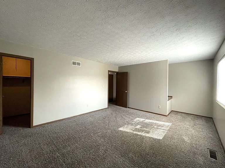 2413 Edmonton Rd — Photo 13