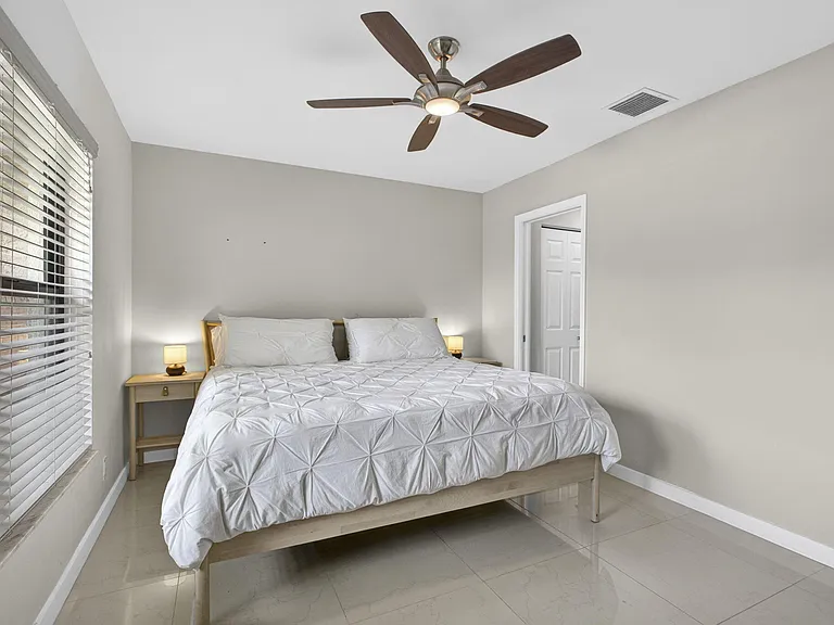 11894 Donlin Dr #11894 — Photo 15