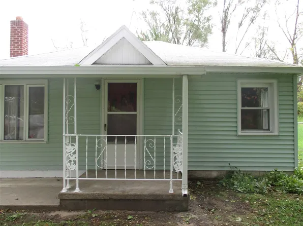 335 E Pearl St, Ovid, MI 48866