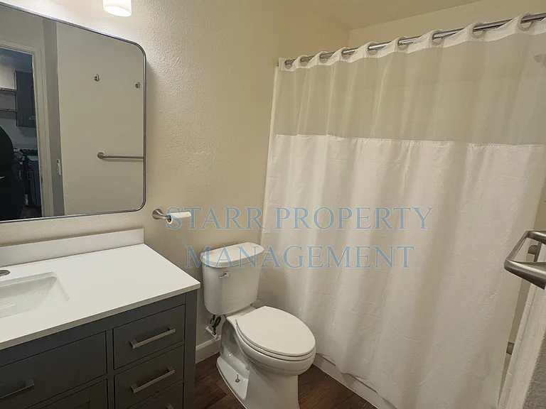 8829-8833 Kelley Dr — Photo 11