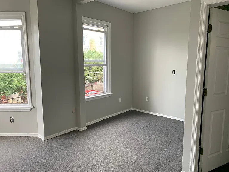 70 Johnston Ave #2 — Photo 11