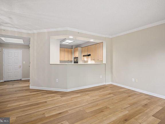 5th image of 19350 Magnolia Grove Sq Unit 303