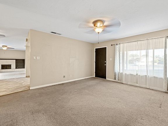 5th image of 2835 S Dayton Street