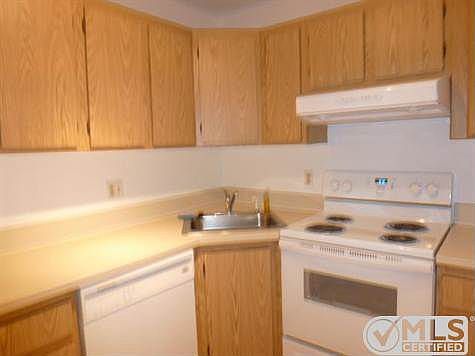 4th image of 718 Sunny Pine Way APT C1