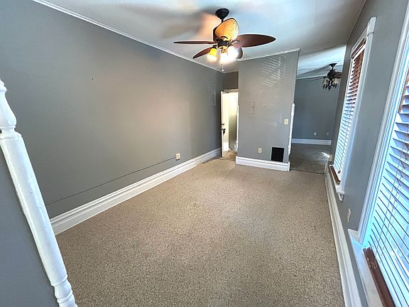 3rd image of 950 W Walnut St Floor 2