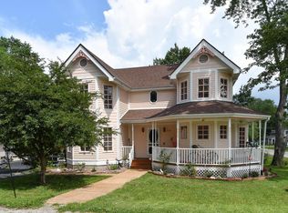 6018 3rd St, Imperial, MO 63052