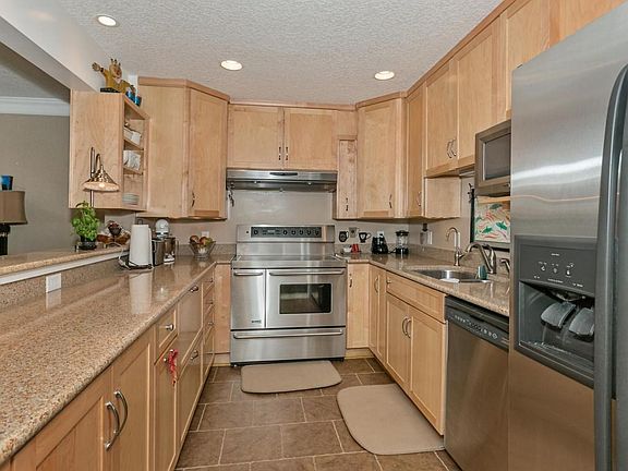 003_Kitchen (1)