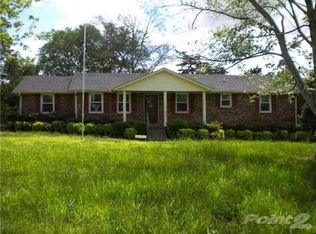 105 Vincent Ln, La Vergne, TN 37086