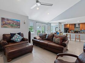 2001 Parker Ln, Austin, TX