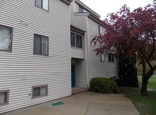 1915 Melrose Dr #A, Champaign, IL 61820