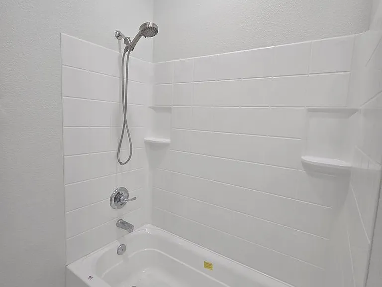 5325 Caprock Ct NE — Photo 7