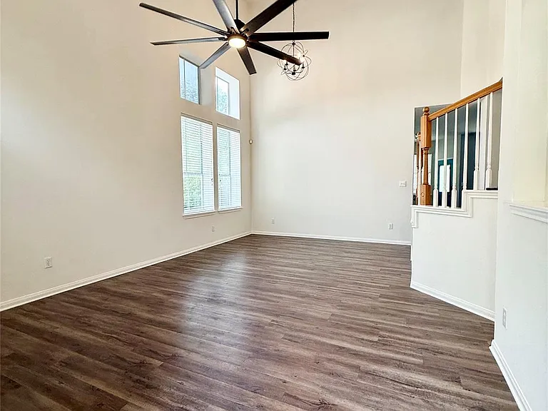 15844 Opal Fire Dr — Photo 2