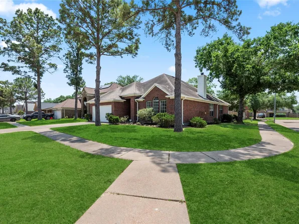 18091 Holly Forest Dr, Houston, TX 77084