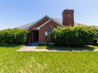 15906 Sundowner Dr, Beach City, TX 77523