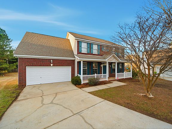 3rd image of 18 White Clover Ct