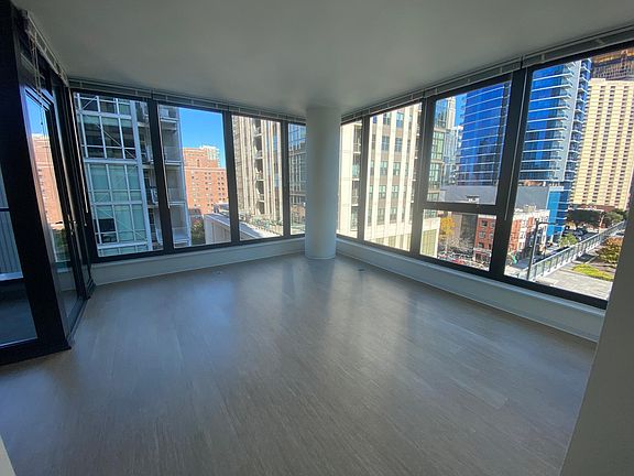 2nd image of 221 W Superior St #2109