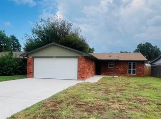 113 N Cimarron Dr, Enid, OK 73703