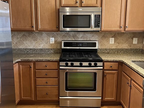 2nd image of 22942 Newcut Rd #2301