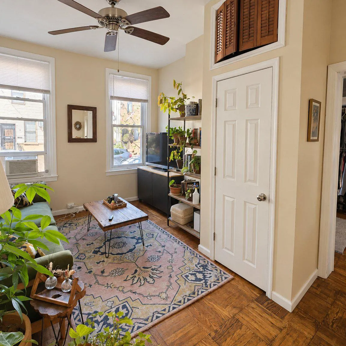 1 bed, 1.0 bath, 700 sqft, $1,650 — Photo 3