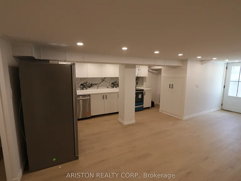 71 Pembroke St — Photo 4