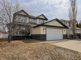 193 W Alberts Close, Red Deer, AB T4R3J6