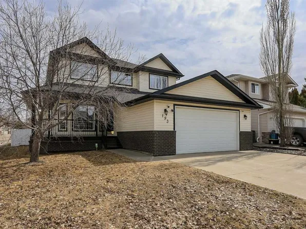193 W Alberts Close, Red Deer, AB T4R 3J6