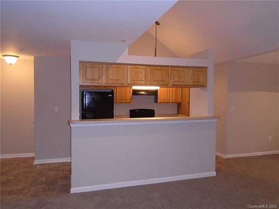 3rd image of 2562 Carya Pond Ln