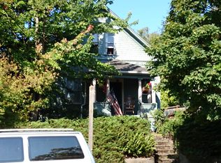 601 18th Ave E, Seattle, WA 98112