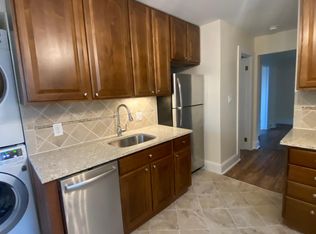 217 Greenwood Ave APT 1, Madison, NJ 07940