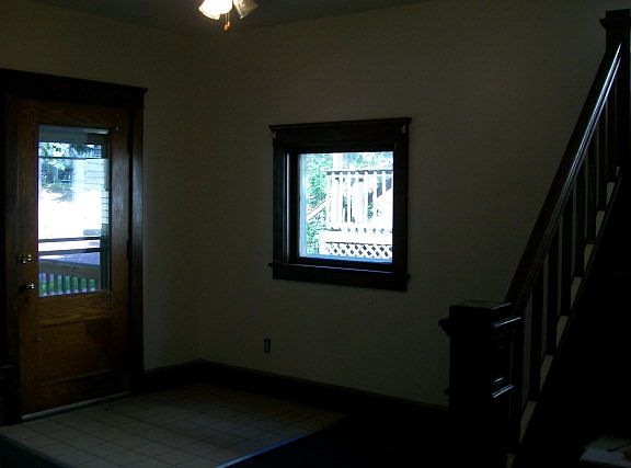 5th image of 154 Glenwood Ave