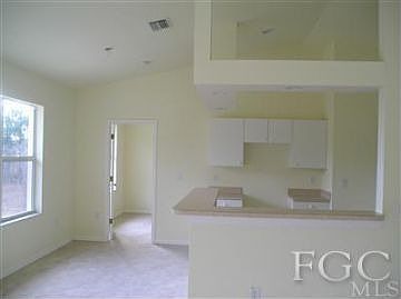 5th image of 3409 42nd St SW