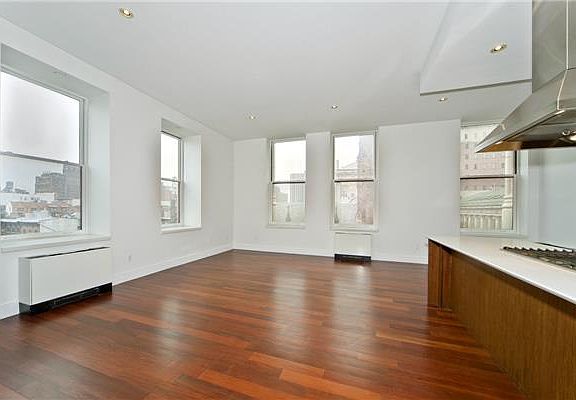 4th image of 166 Montague St APT 6A