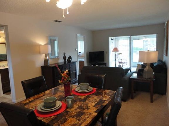 Dining Room/Living Room